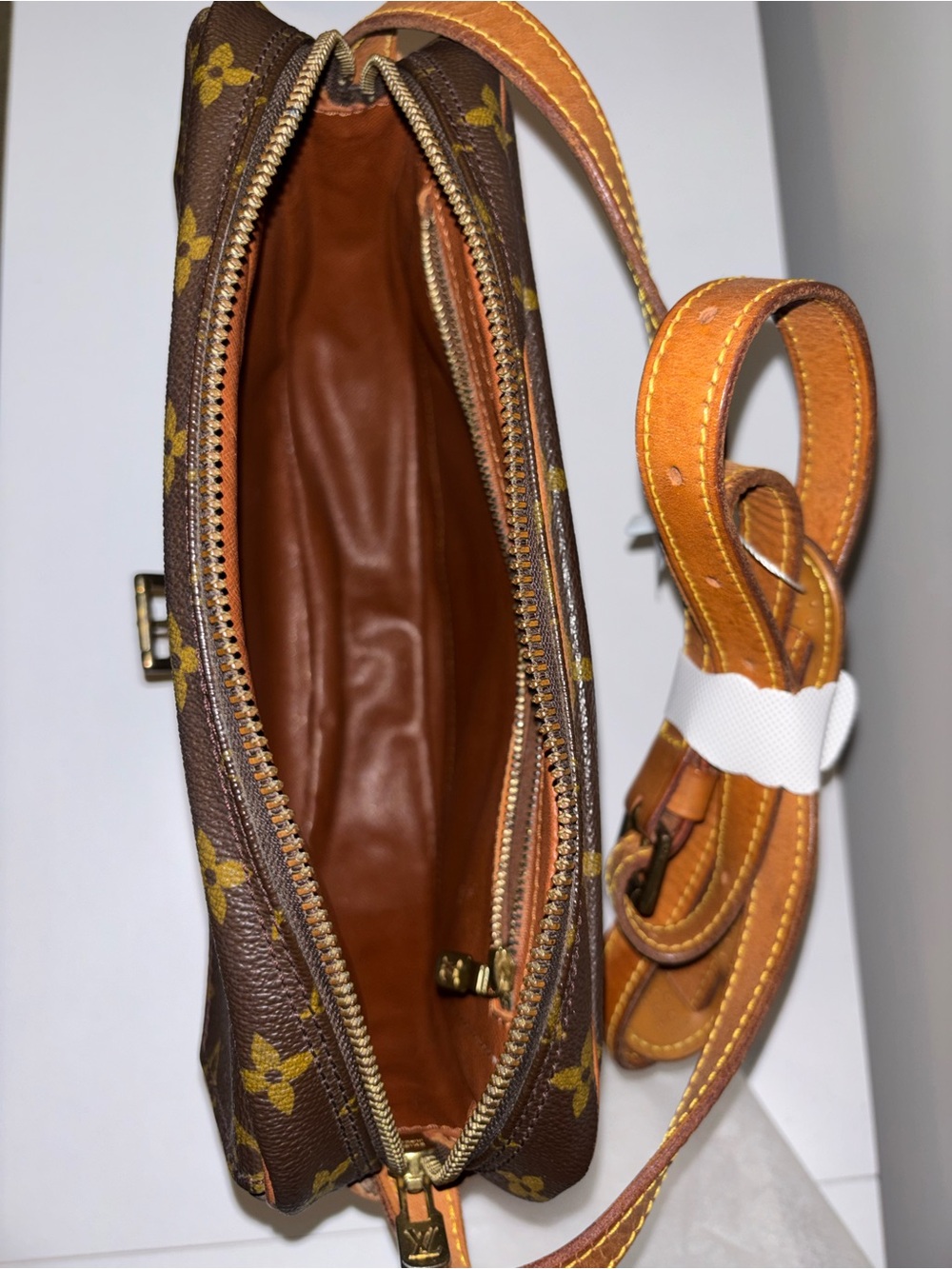 Louis Vuitton Jeune Fille GM - Picture 8 of 16